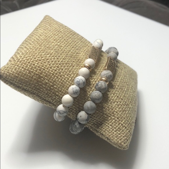 Grey & white Love & Hope Bracelet set - Picture 4 of 8